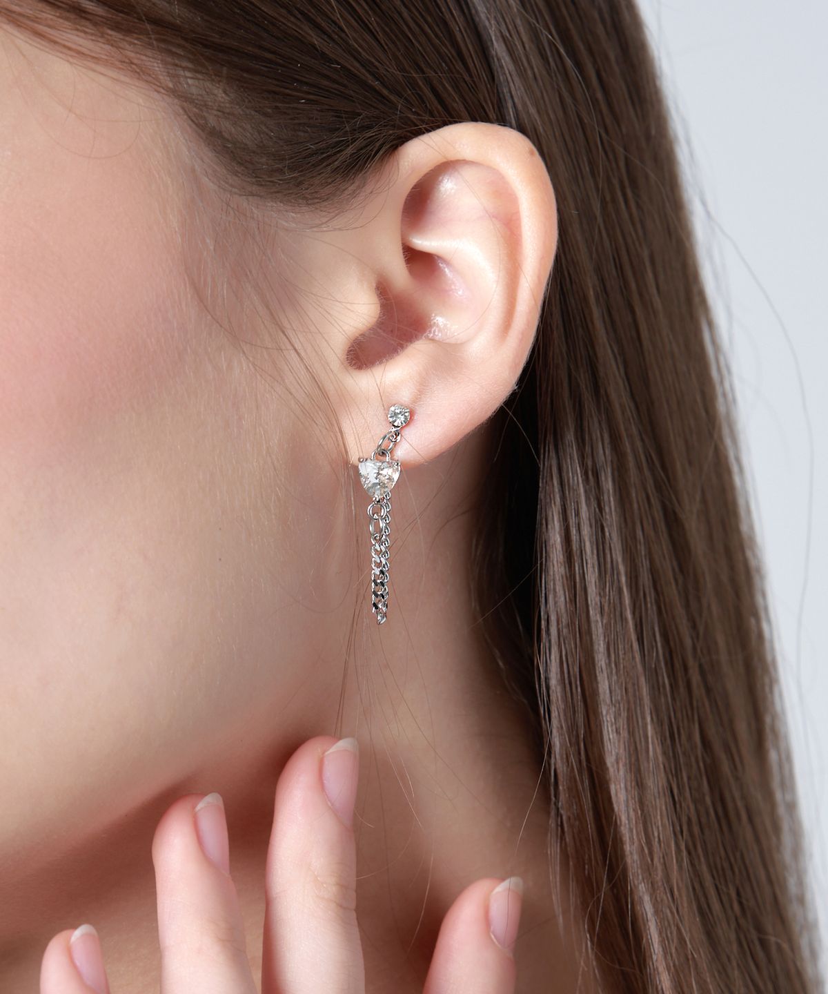 하와(HAWHA) WHITE HEART PEARL EARRING