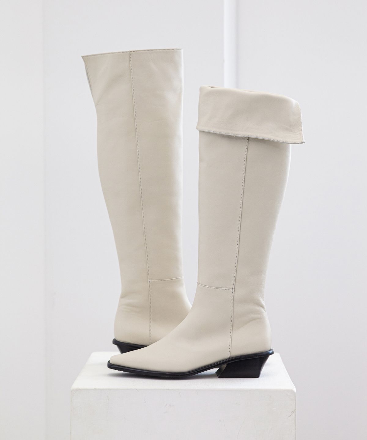 트윗비피(TWVP) Collar Knee-High Boots 칼라 니하이 부츠 21F23IV