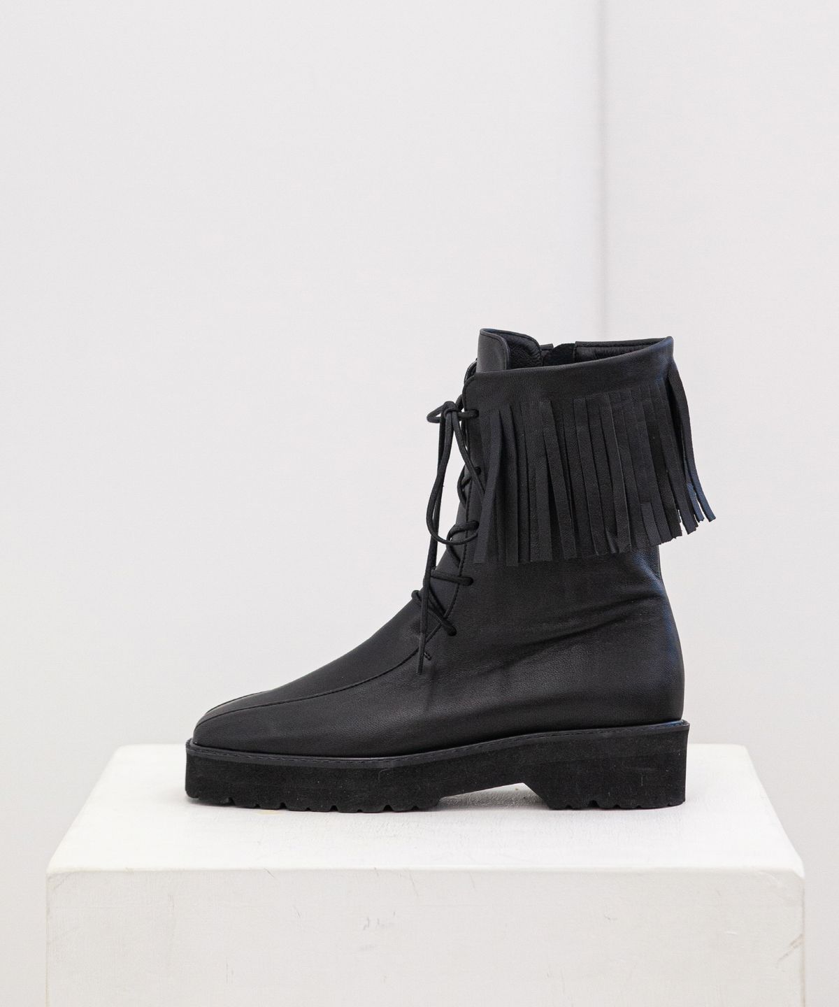 트윗비피(TWVP) Amicare Fringe  Walker 아미카르 프린지 워커 21F65BK