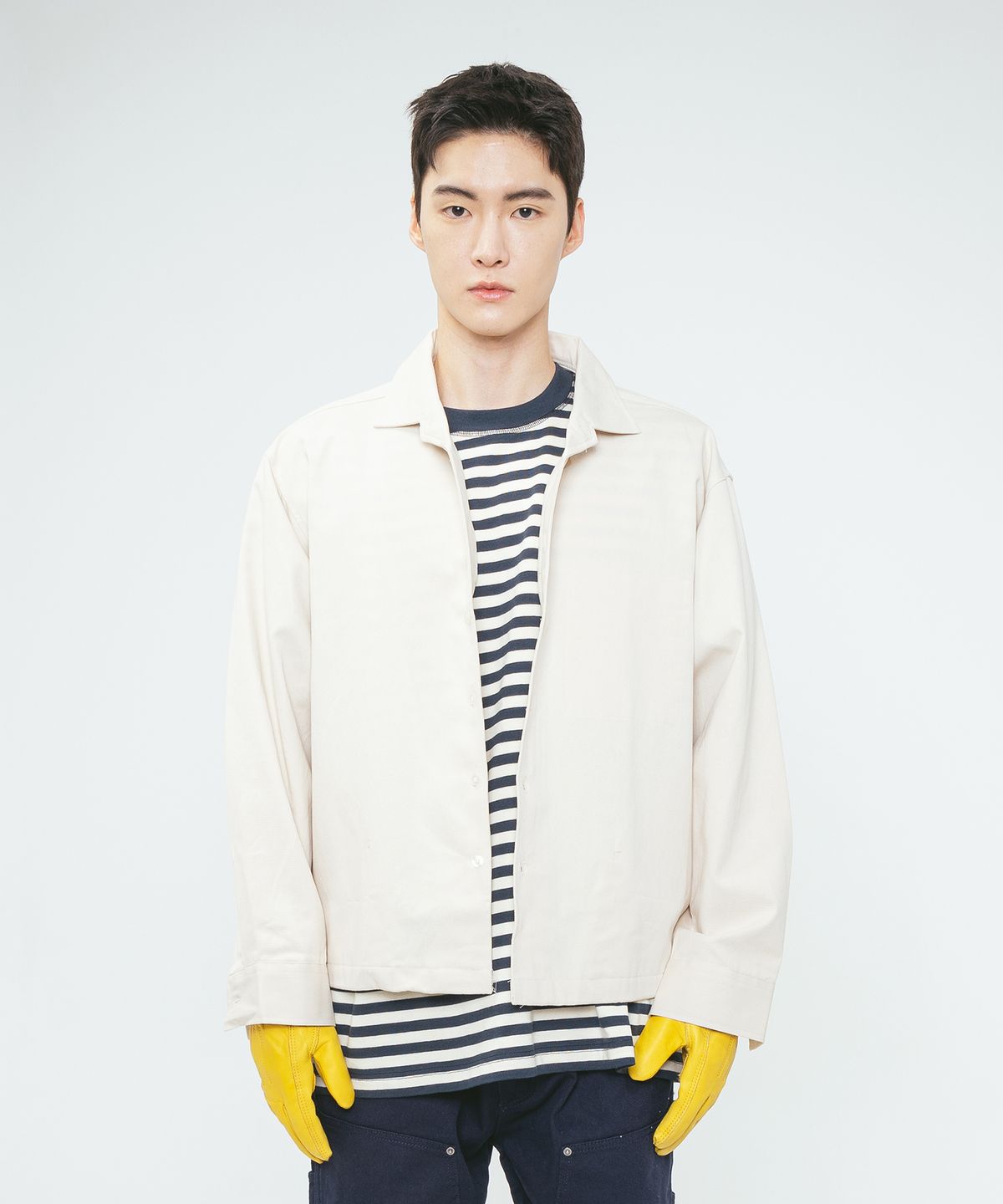 슬로우유니버스(SLOWUNIVERSE) HIDDEN POCKET OPEN COLLAR SHIRTS JACKET (CREAM)