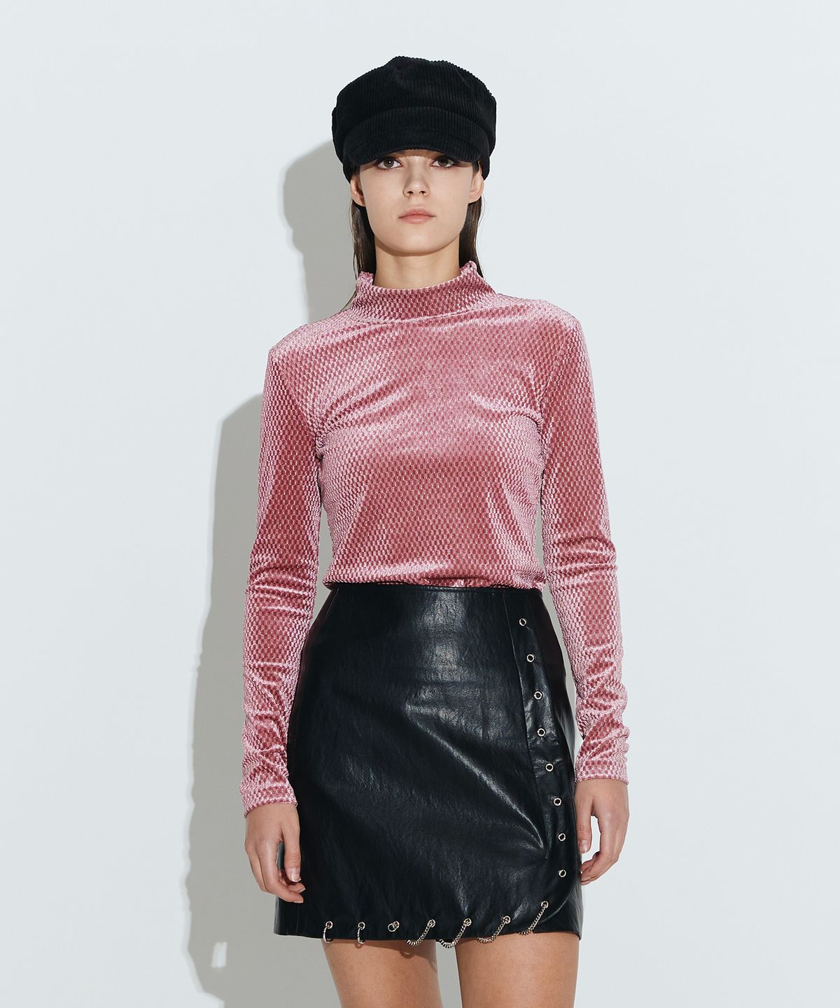 채뉴욕(CHAENEWYORK) high-neck velvet top [Pink]