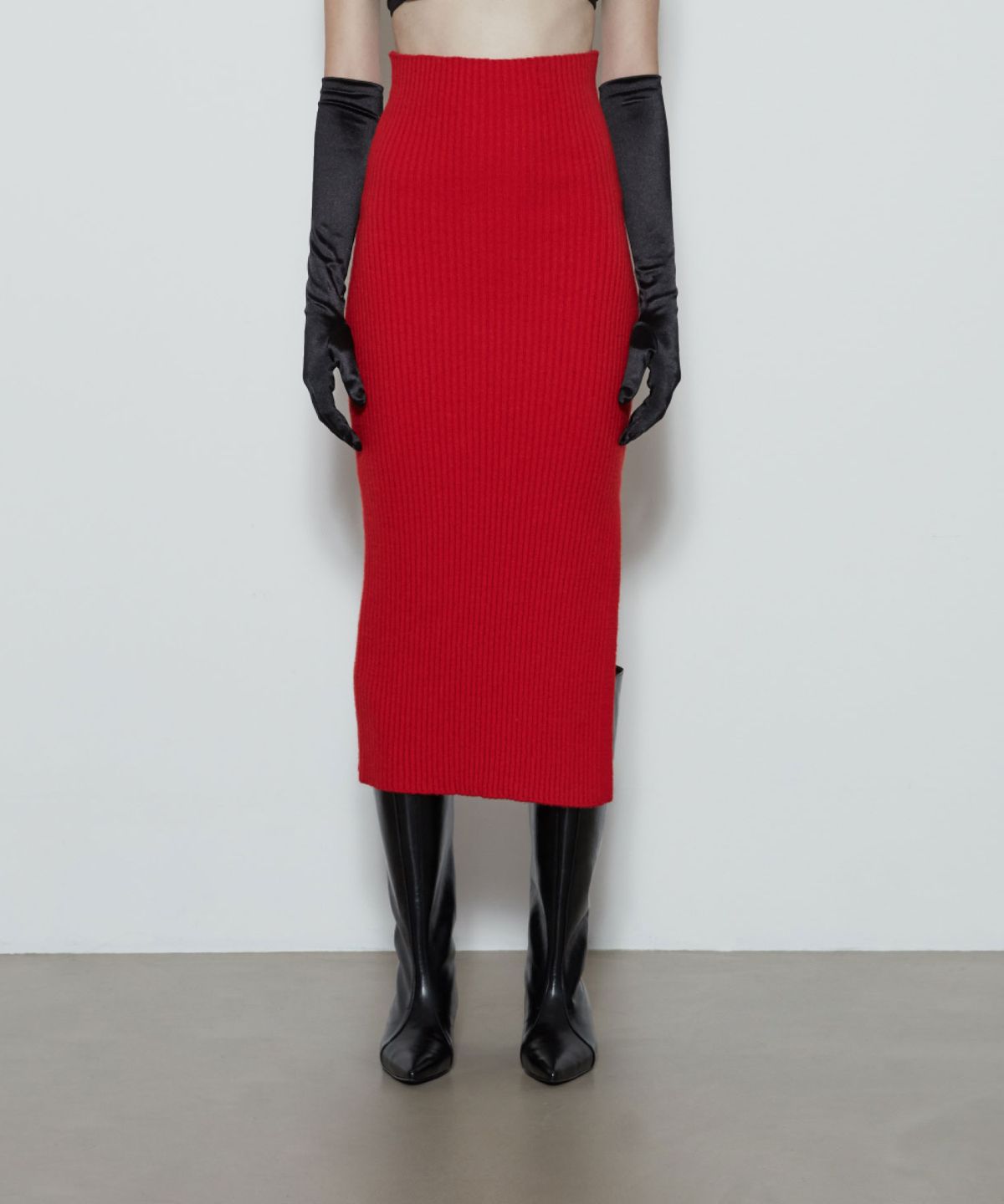 쓰리투에이티(THREE TO EIGHTY) High-waist Slit Knit Skirt (Red)