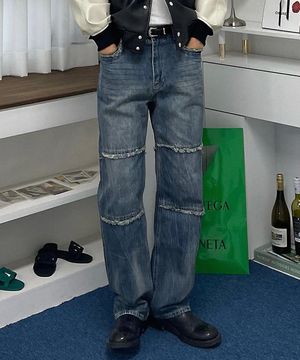 Cut Out Straight Jeans - BLUE