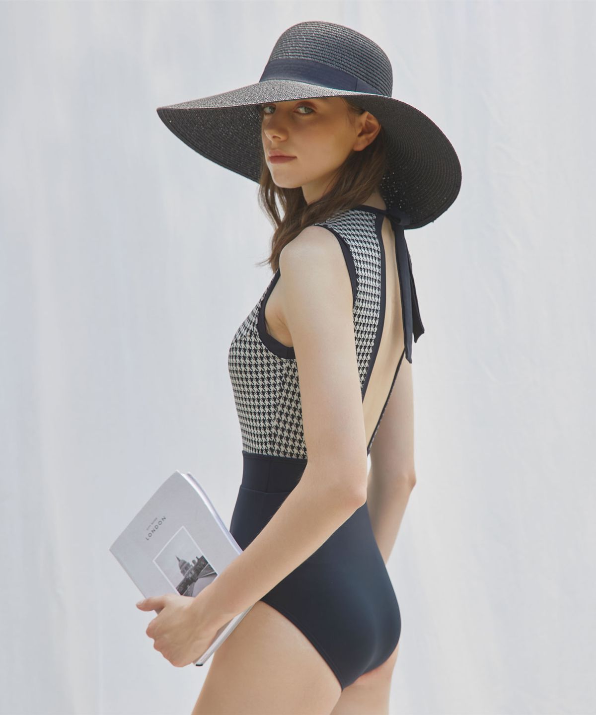 벨로디네라(VALLO DE NERA) Diana Knit Swimsuit Black