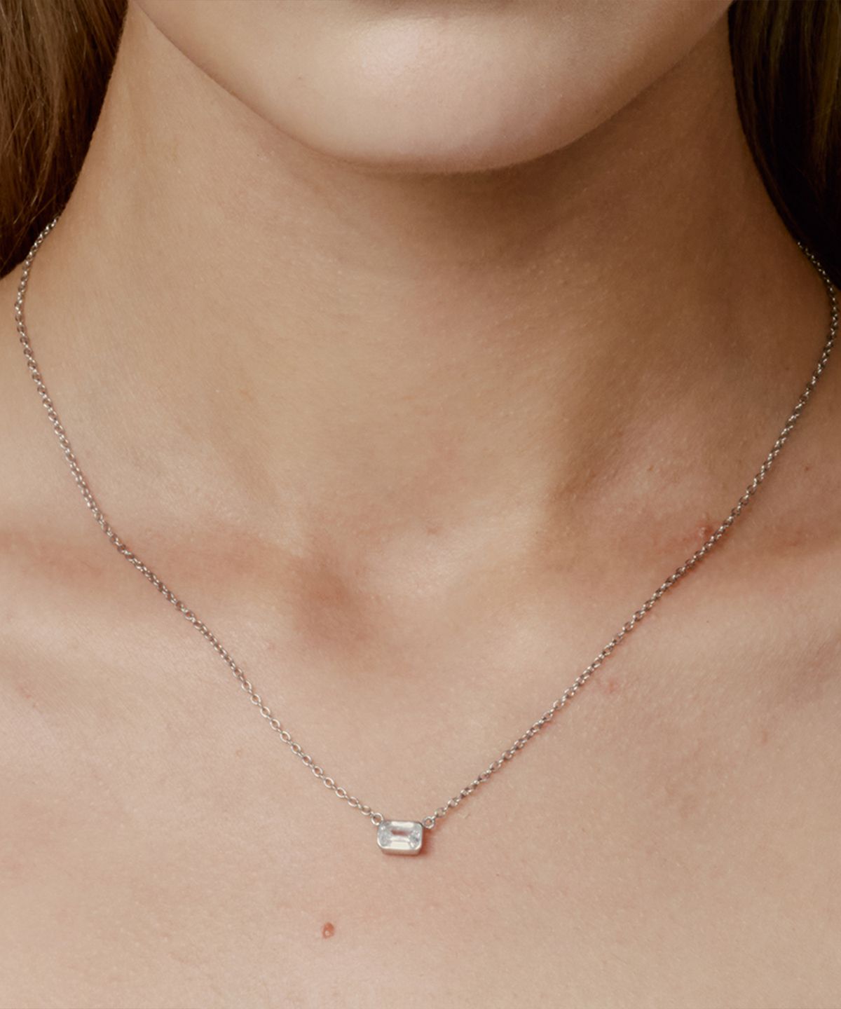 레인드랍 쥬얼리(RAINDROP JEWELRY) 레인드랍 에메랄드 베젤셋 솔리테어 목걸이 [S925]