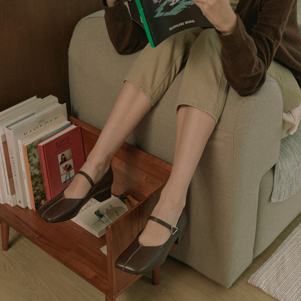 케리제이드(KERRIJADE) V-cut Pumps_Brown