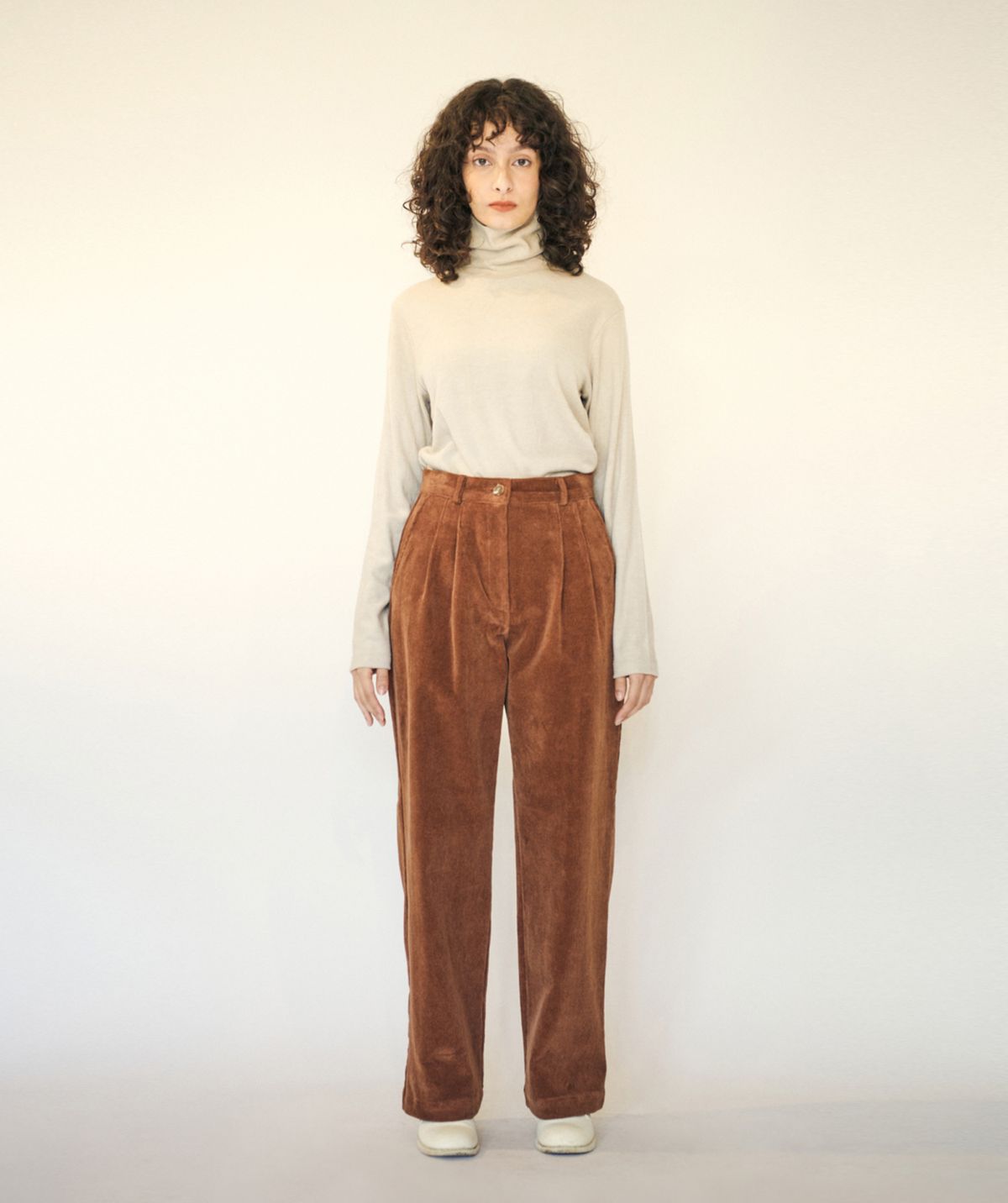 버나드밀즈(BERNARD MILLS) DOUBLE PLEATED CORDUROY PANTS - BROWN