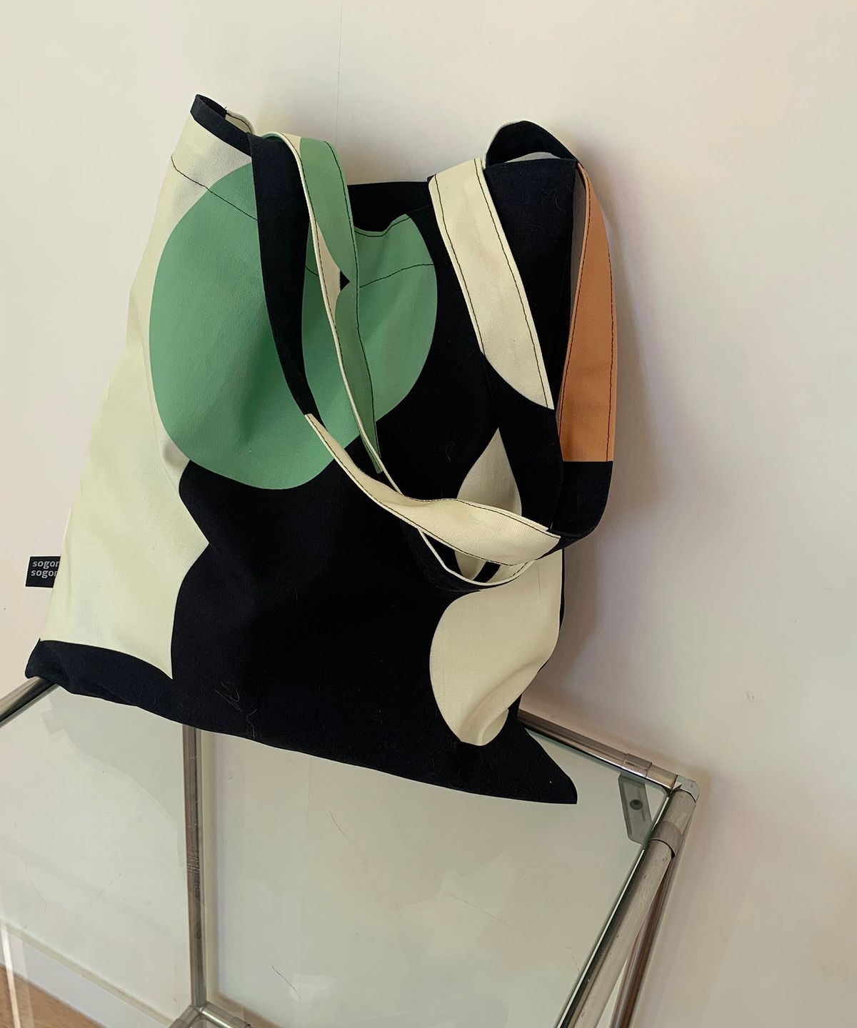 소곤소곤(SOGONSOGON) SPACE BLACK BAG