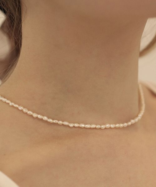 ★HAS★ LV039 Classic freshwater pearl necklace MUSINSA | HAS LV039 Classic freshwater pearl necklace.