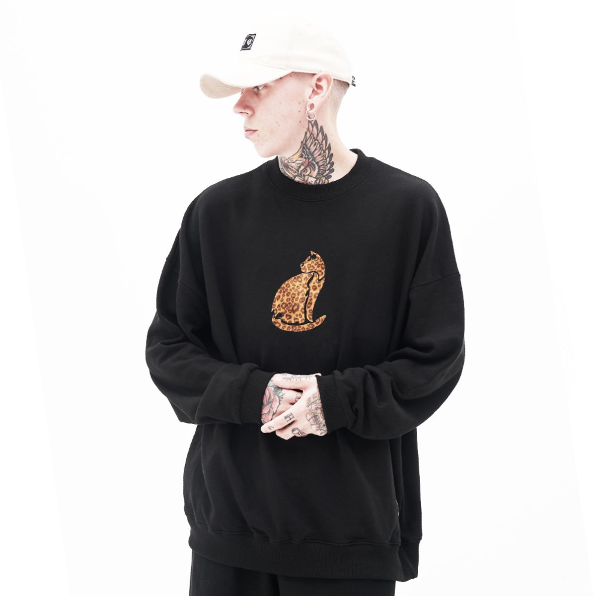 에잇볼륨(EIGHTVOLUME) [기모]EV 레오파드 캣 맨투맨 2