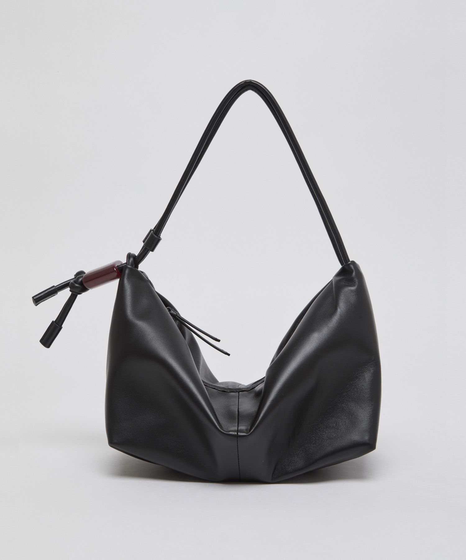 【在庫処分】『BaniPuri』MELAN SHOULDER BAG ブラックS MUSINSA公式 | Archivépke Ridge shoulder bag(Deep sleep)_OVBAX26004BLK