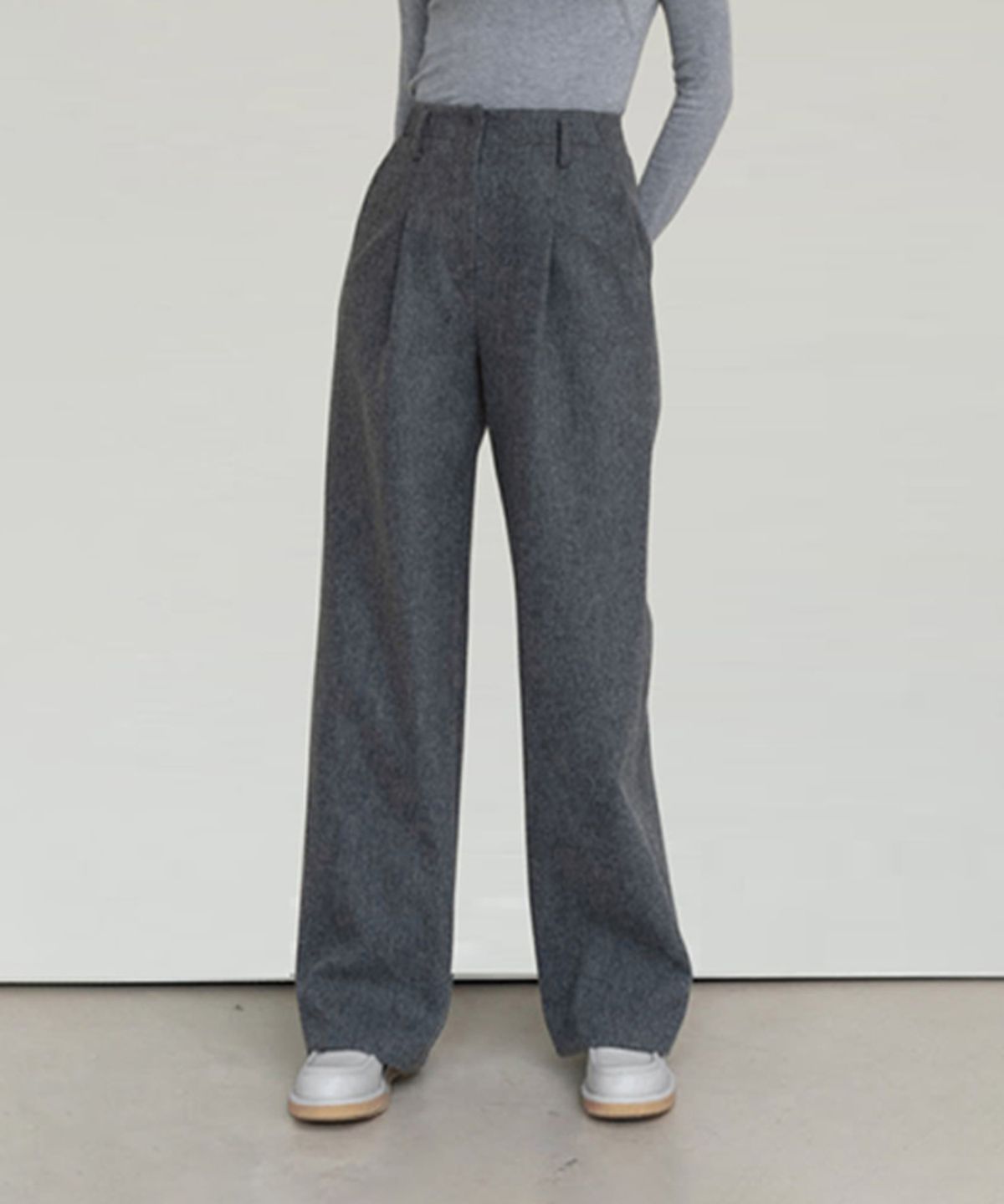 아바몰리(AVA MOLLI) STITCH WIDE WOOL PT (GREY)
