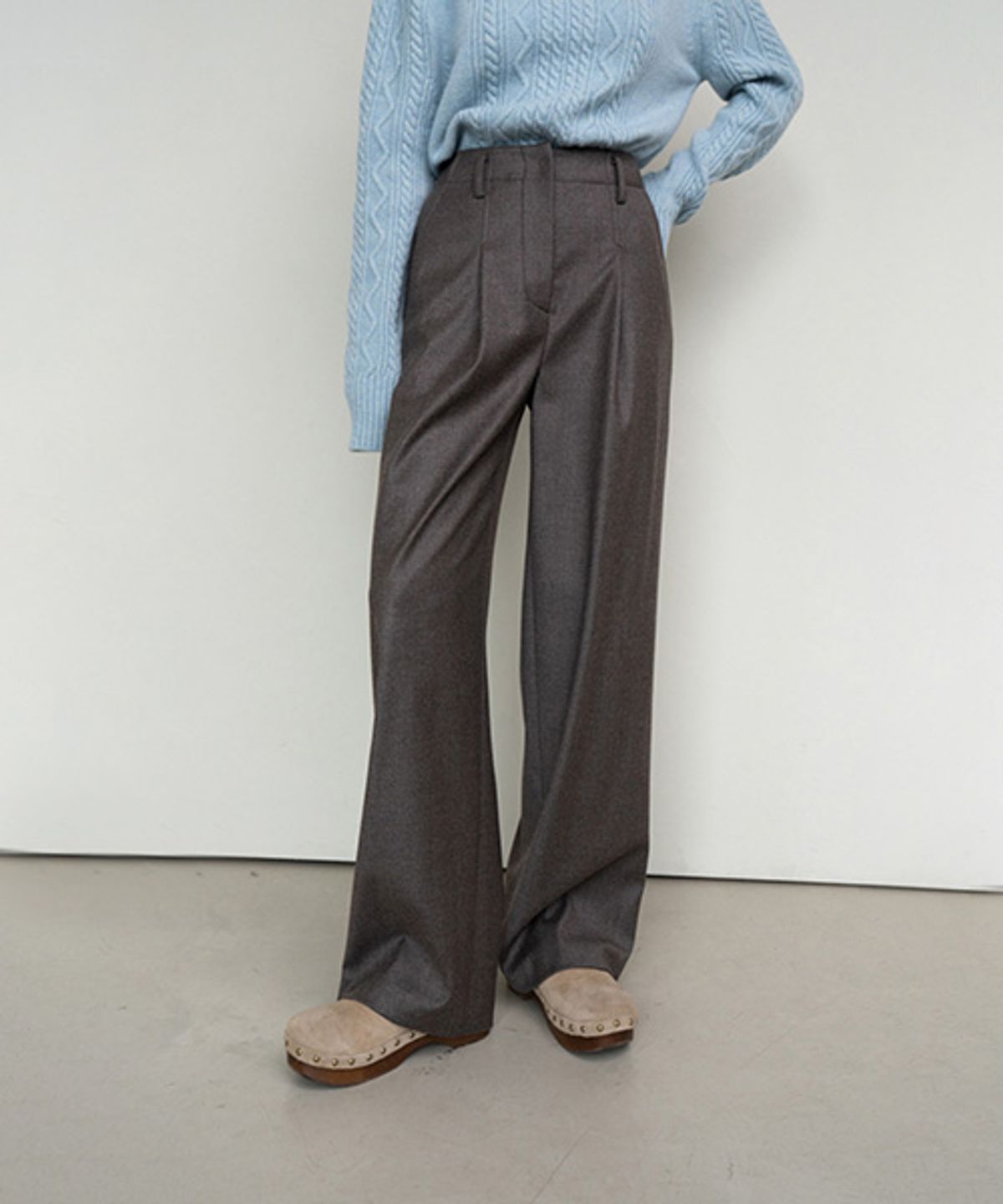 아바몰리(AVA MOLLI) STITCH WIDE WOOL PT (BROWN)