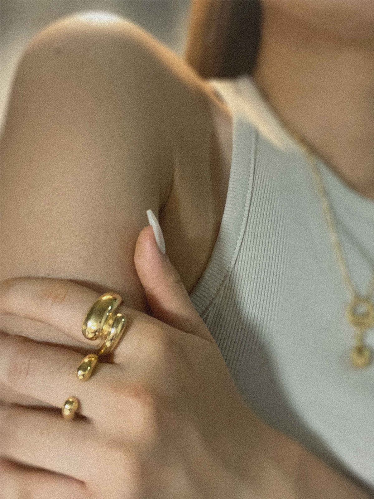 아드리비툼(ADLIBITUM) DOUBLE BOLD RING