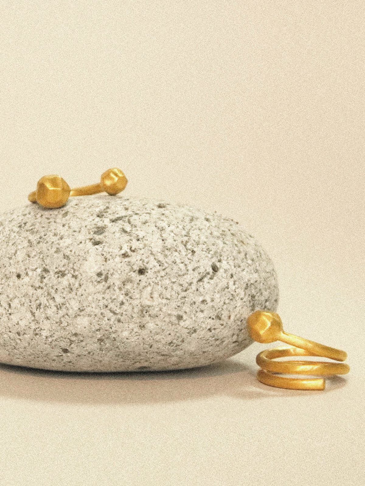 아드리비툼(ADLIBITUM) DOUBLE PEBBLE RING