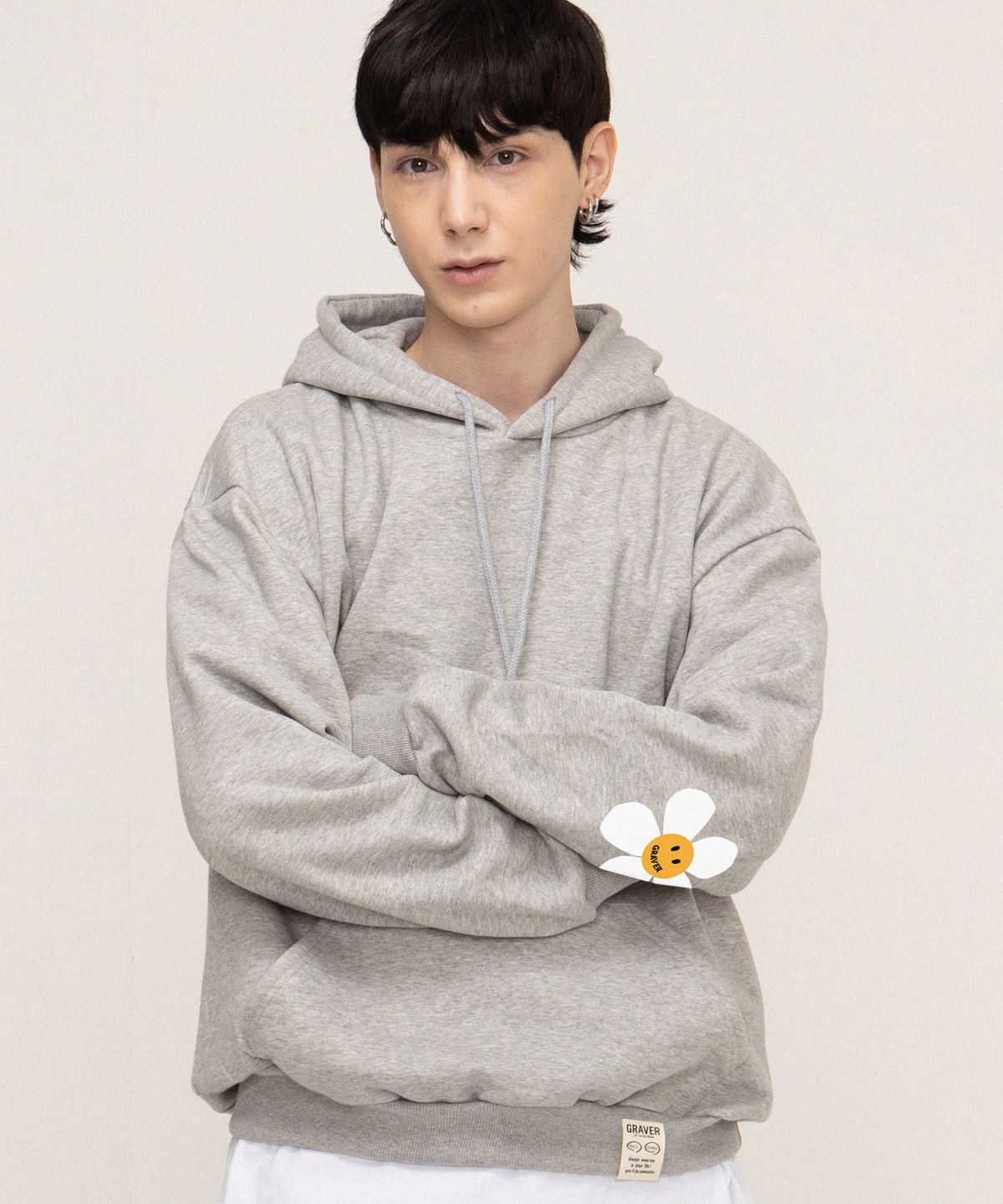 그레이버(GRAVER) [UNISEX]엘보우 플라워도트 원포인트 후드티_그레이