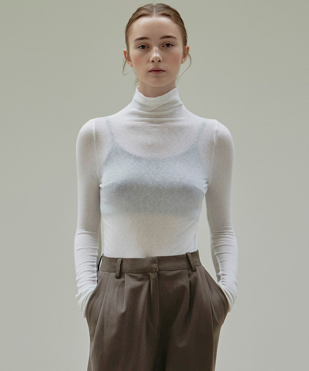 닉앤니콜(NICK&NICOLE) [ESSENTIAL] TURTLENECK SLIM KNIT TOP_IVORY