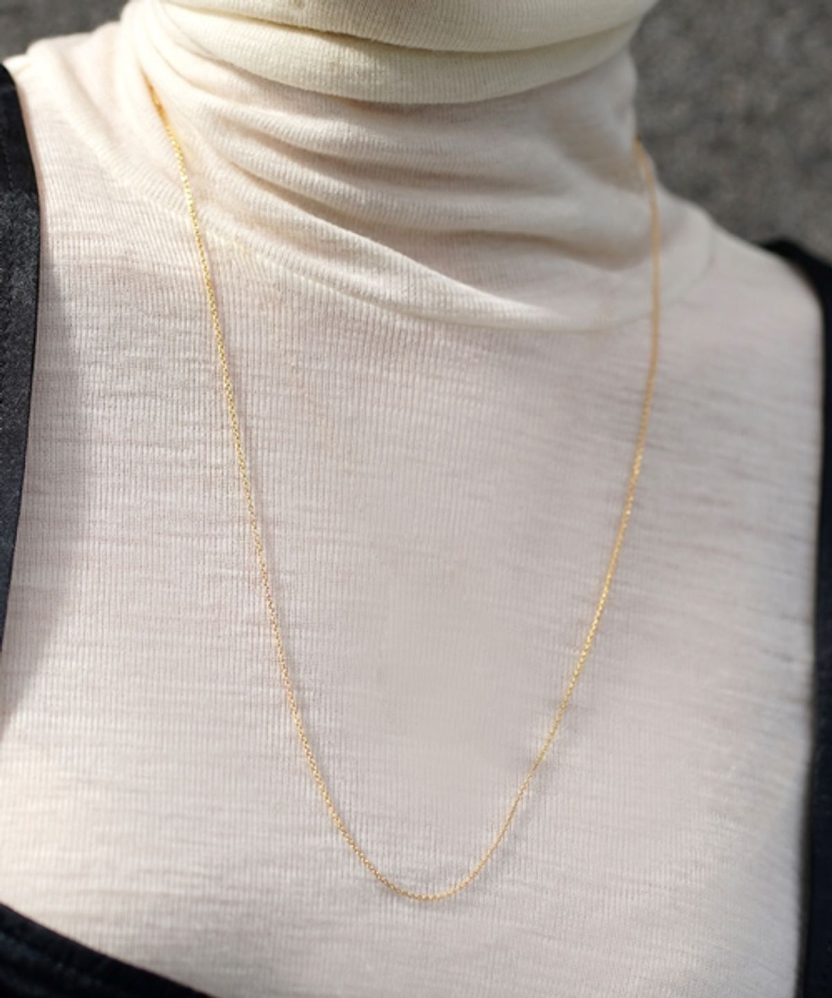 봉보(BONBEAU) Helen simlpe gold long chain Necklace 헬렌 심플 골드 롱 체인 목걸이