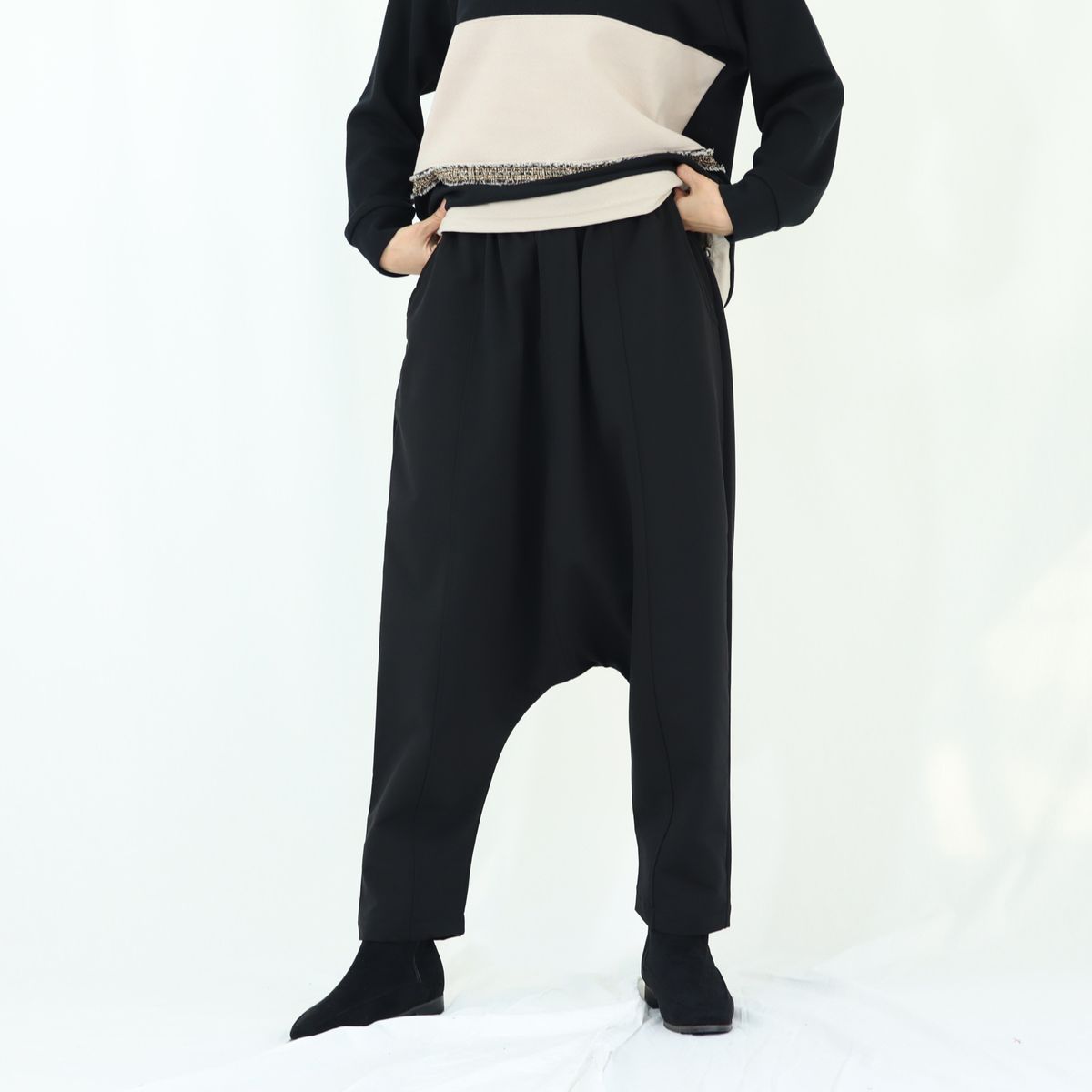 올강 디자인 스튜디오(ALL KANG DESIGN STUDIO) 아방가르드 배기팬츠