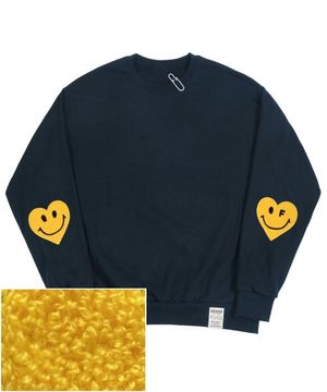 [UNISEX]엘보우 부클자수 하트스마일 맨투맨_네이비