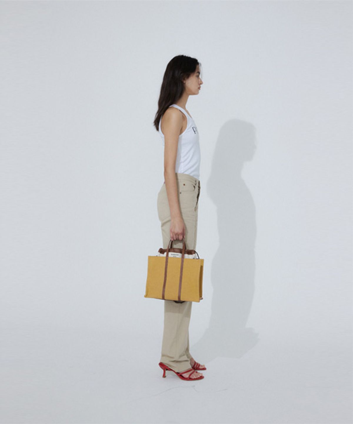 드메이커(DEMAKER) New vase medium bag-mustard