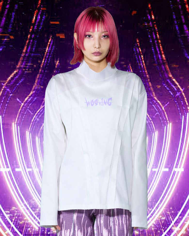 PLEATS LONG SLEEVE (WHITE)