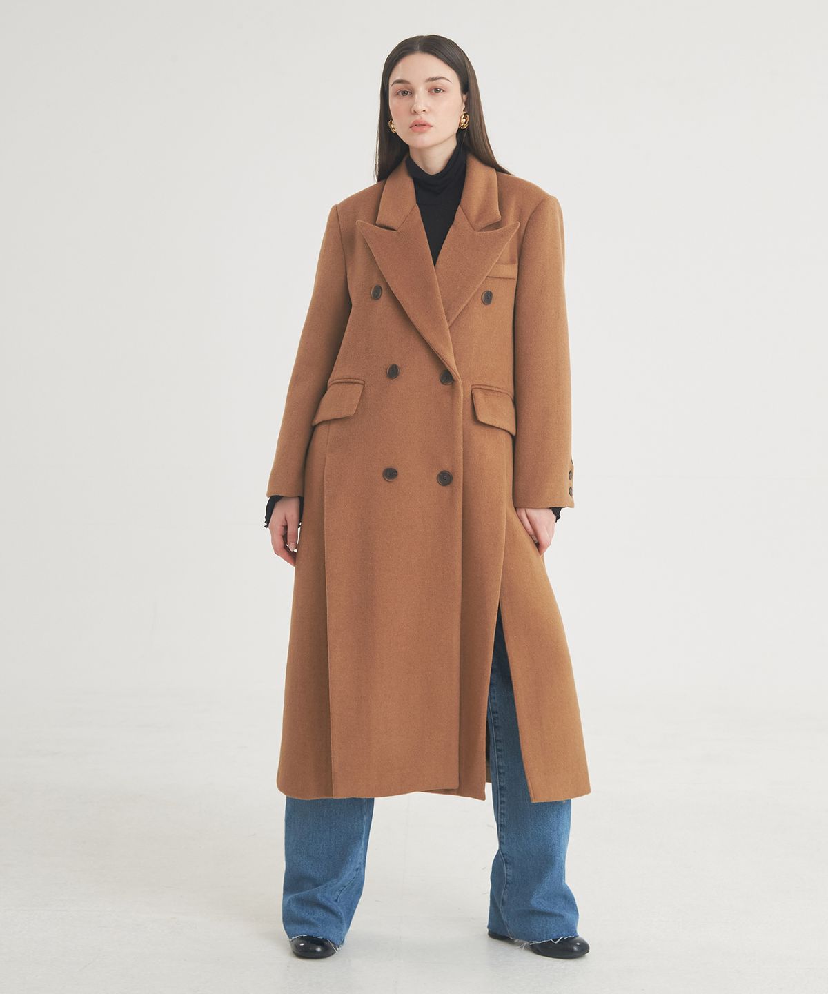 프라이하잇(THEFRHT) Tailored Double-Breasted Slit Coat (Brown)
