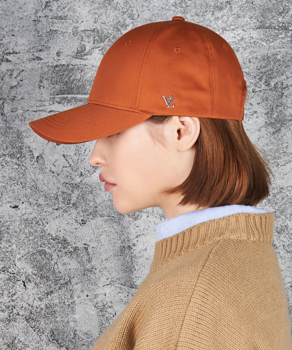바잘(VARZAR) VZ 스터드 오버핏 볼캡 다크오렌지