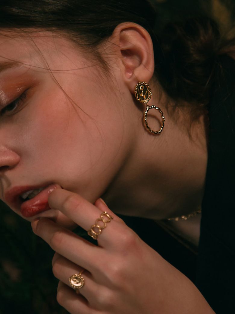 tulip frame drop earring