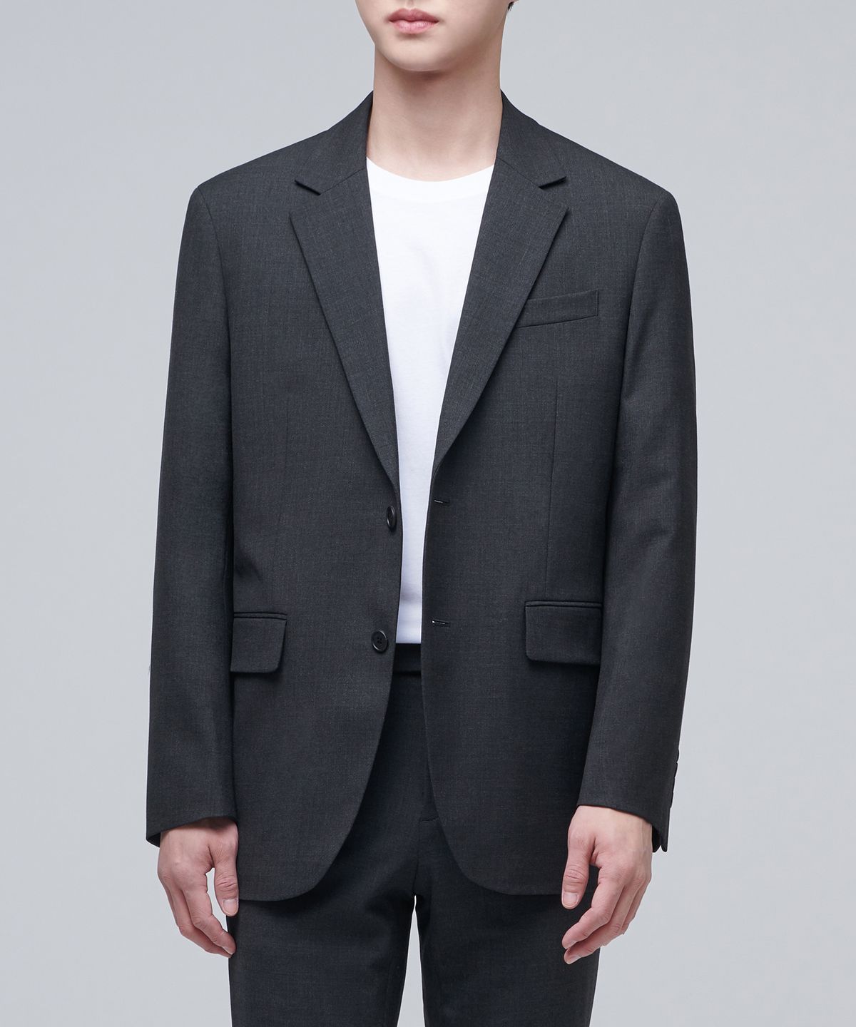 무신사 스탠다드(MUSINSA STANDARD) 릴렉스드 베이식 울 블레이저 [차콜 그레이]