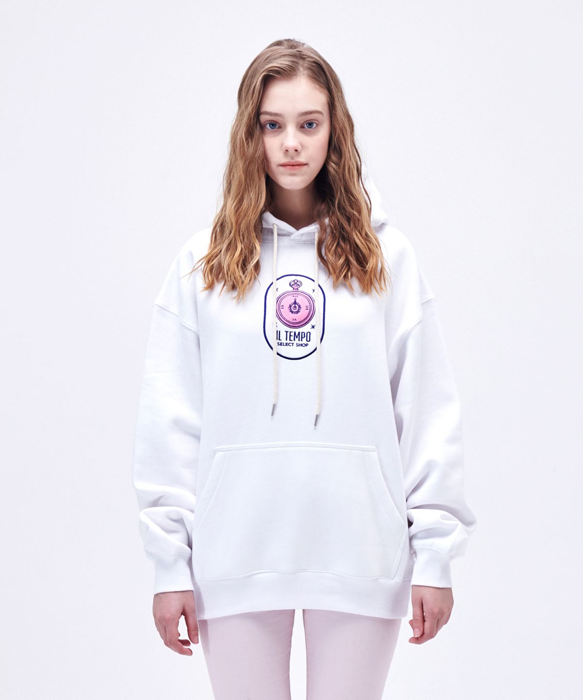 일템포셀렉샵(IL TEMPO SELECT SHOP) 빅로고 벌룬 기모후드 화이트