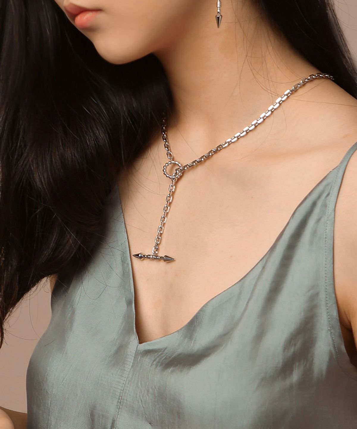일레란느(ILLE LAN) P.D.L BOLD NECKLACE 피디엘 볼드 네크리스