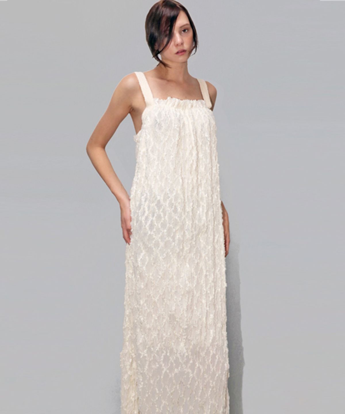 데미지니모닉(DAMAGE MNEMONIC) 주름 펄 나시 아이보리 드레스_ Pleats Pearl IV dress