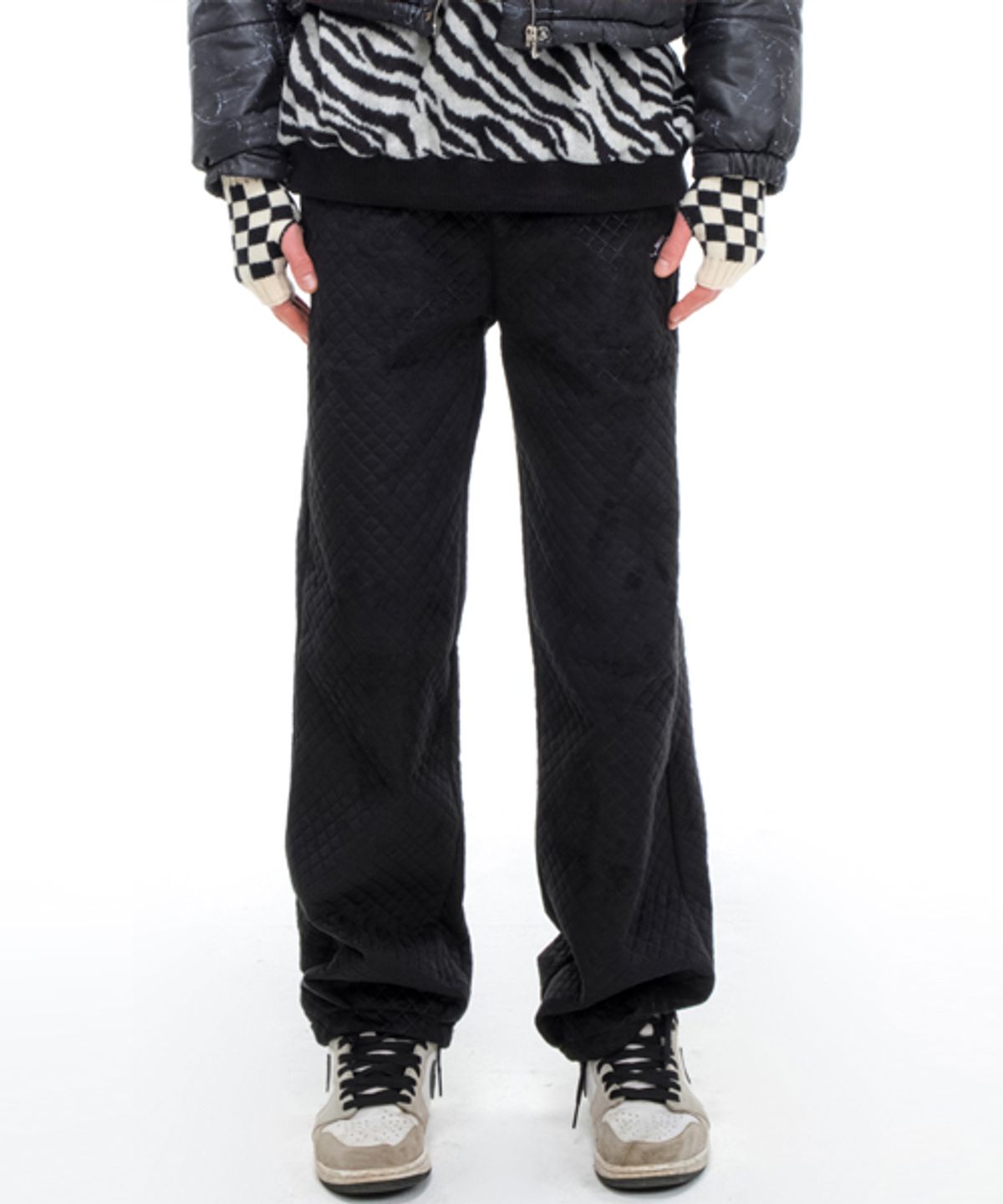 그레이티스트(THE GREATEST) Quilting Pants BLACK