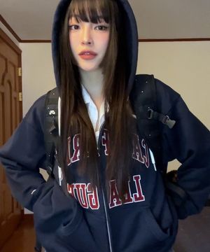 Signature Patch Hood Zip-up / WHMZG1111U