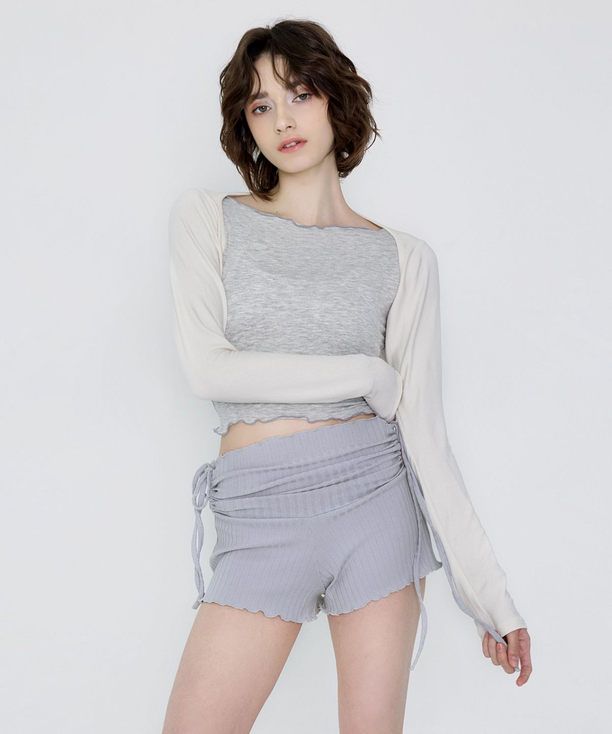 데비웨어(DEVIWEAR) 여성 요가복 DEVI-T0064-아이보리 필라테스 유닛 슬릿 볼레로