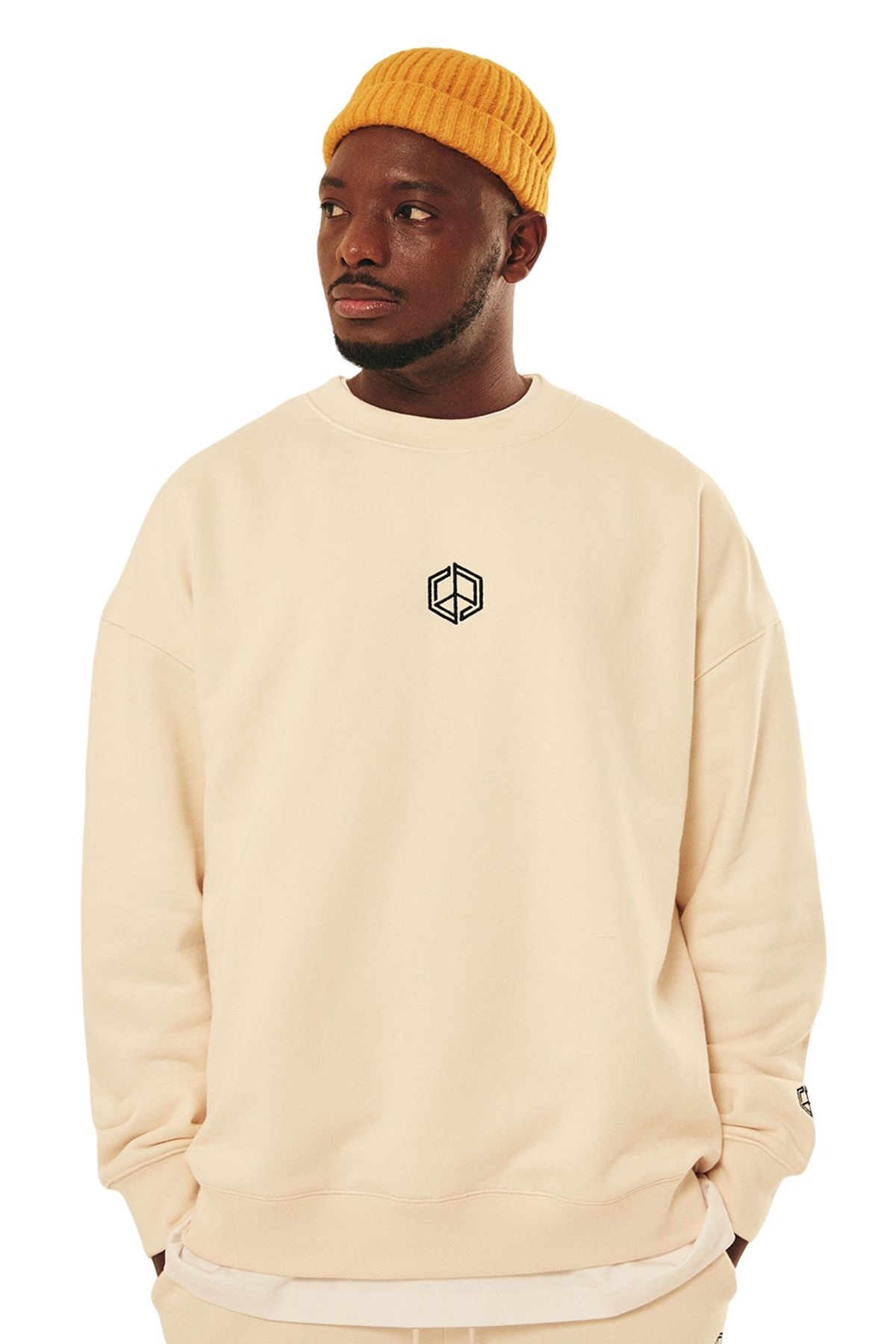 피스오브올데이(PEACE OF ALL DAY) Symbol Sweatshirt Cream
