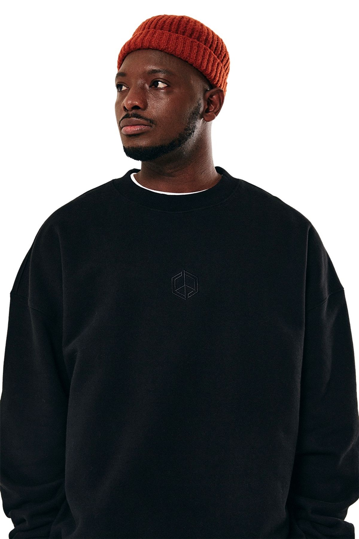 피스오브올데이(PEACE OF ALL DAY) Symbol Sweatshirt Black