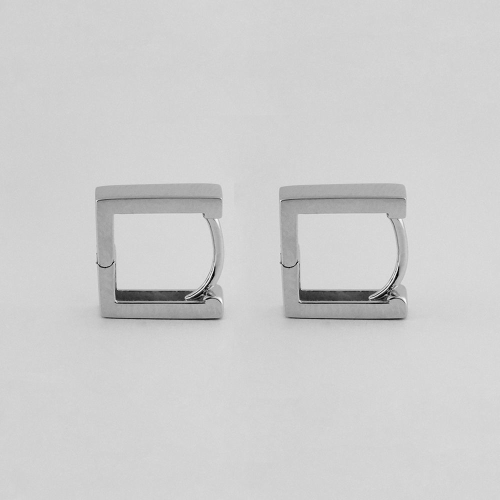 ピアス QUARQOR 7714 silver925 EARRING MUSINSA | QUARQOR #7714 silver92.5 EARRING