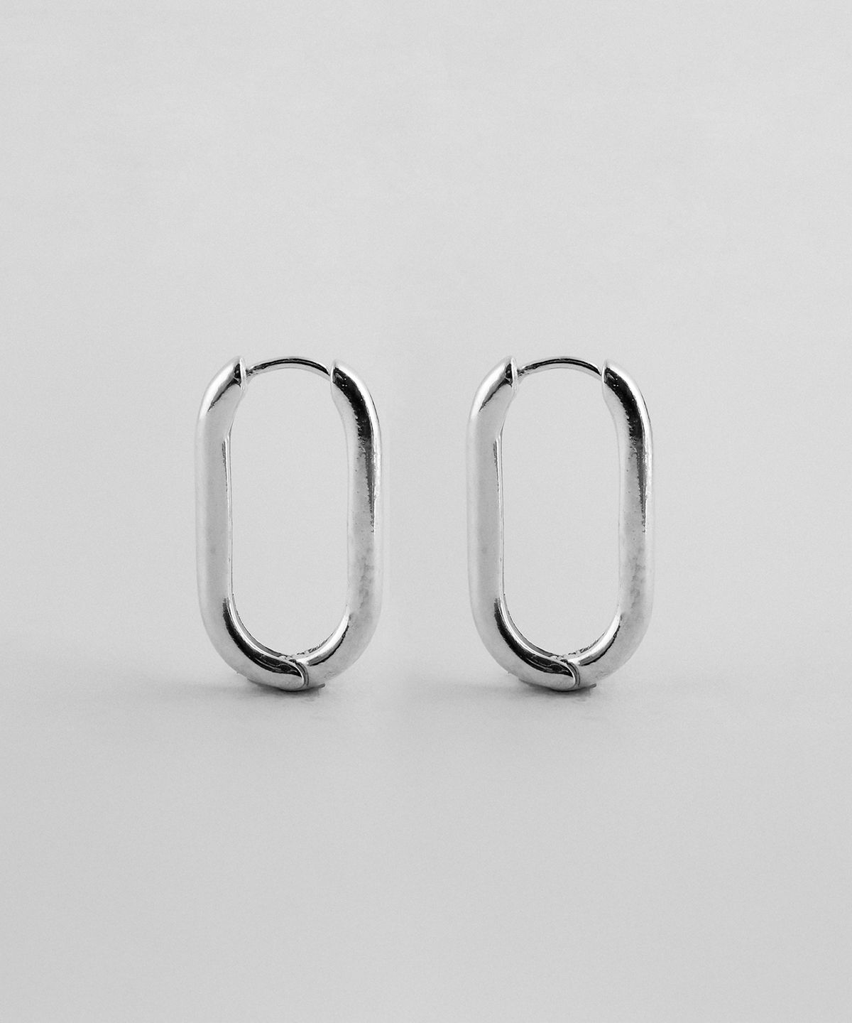 쿼르코어(QUARQOR) #7708 silver92.5 EARRING