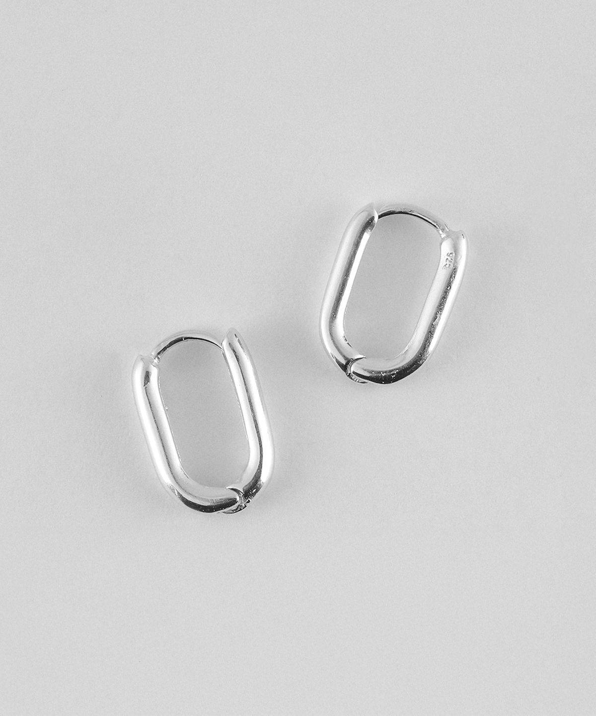쿼르코어(QUARQOR) #7707 silver92.5 EARRING