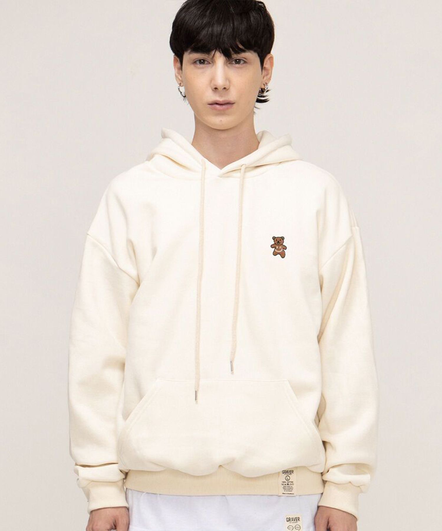 【GRAVER】Small Bear Embroidered Smile White Clip Hoodie MUSINSA | GRAVER [UNISEX] SMALL BEAR EMBROIDERED SMILE WHITE
