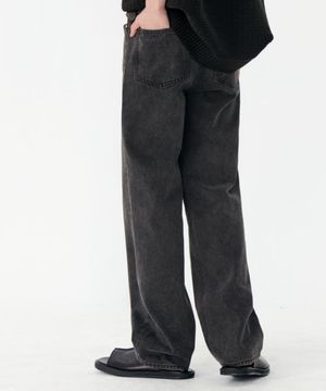 Zet Black Straight Denim - BLACK