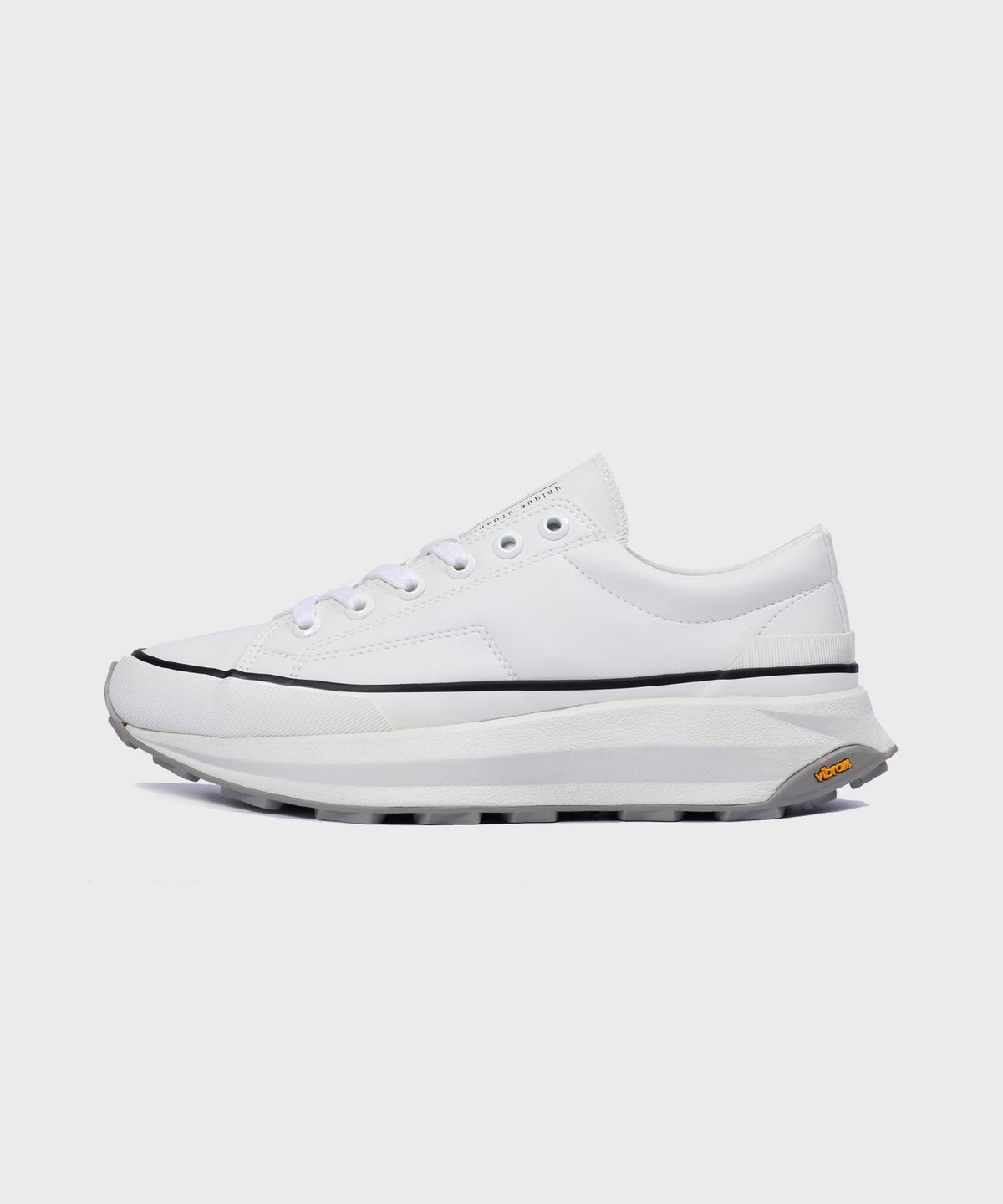로드(RODD) 에이블러 레이저 로우(ABLER RAZOR LW)_오프화이트(OFF WHITE)