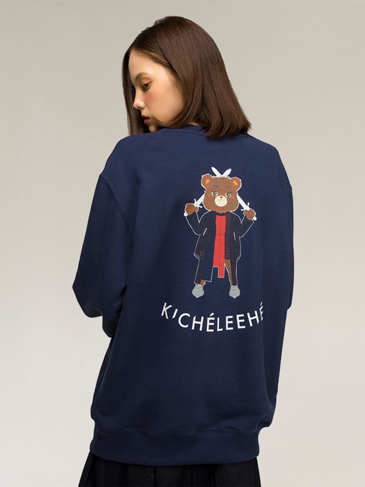 키셰리헤(KICHELEEHE) 테디 나이트 스웨트셔츠