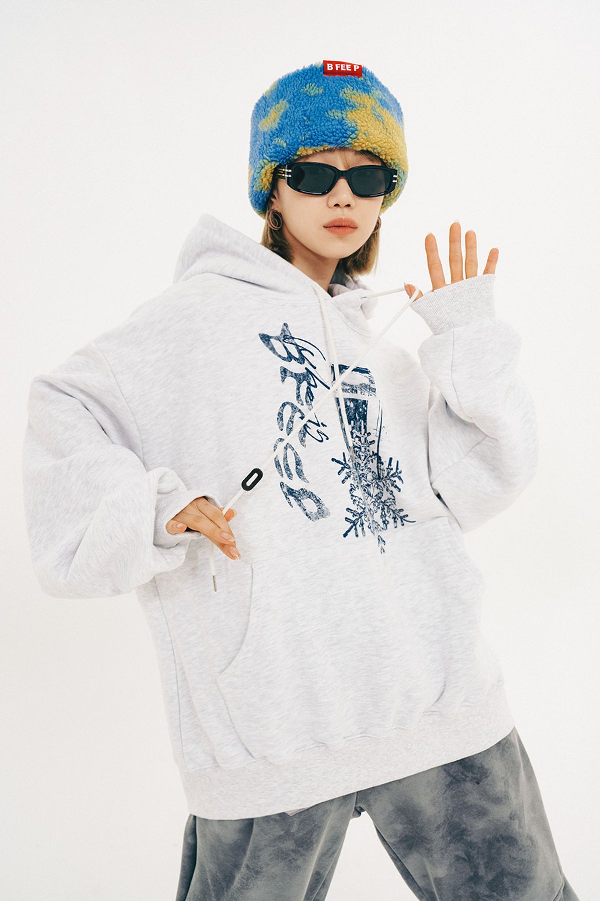 비피피(BFEEP) frozen hoodie(unisex)양기모 _ oatmeal
