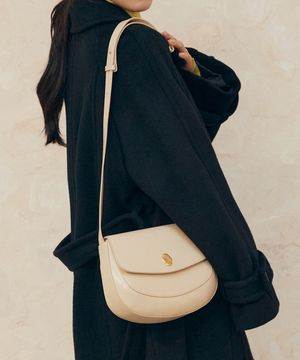 카델 새들 앙고라