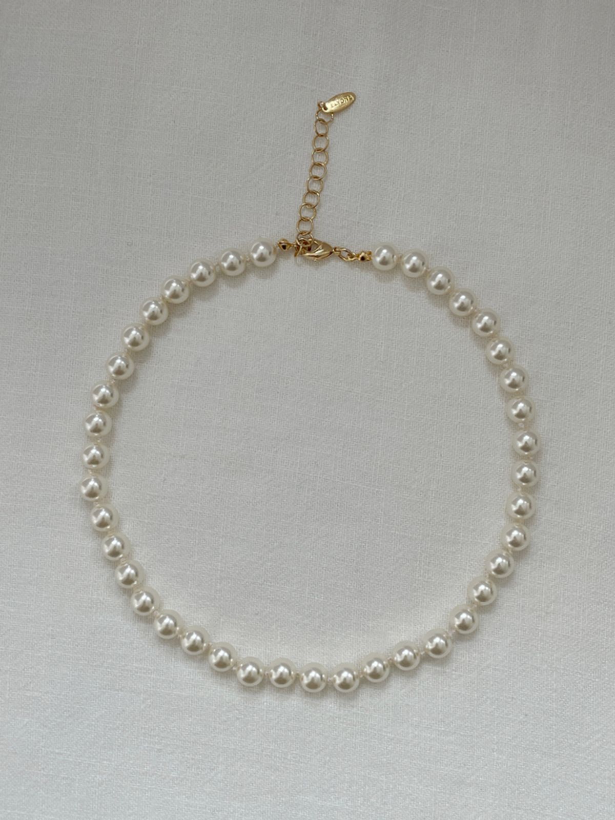 엘리오나(ELYONA) Classic Pearl Necklace (8mm)