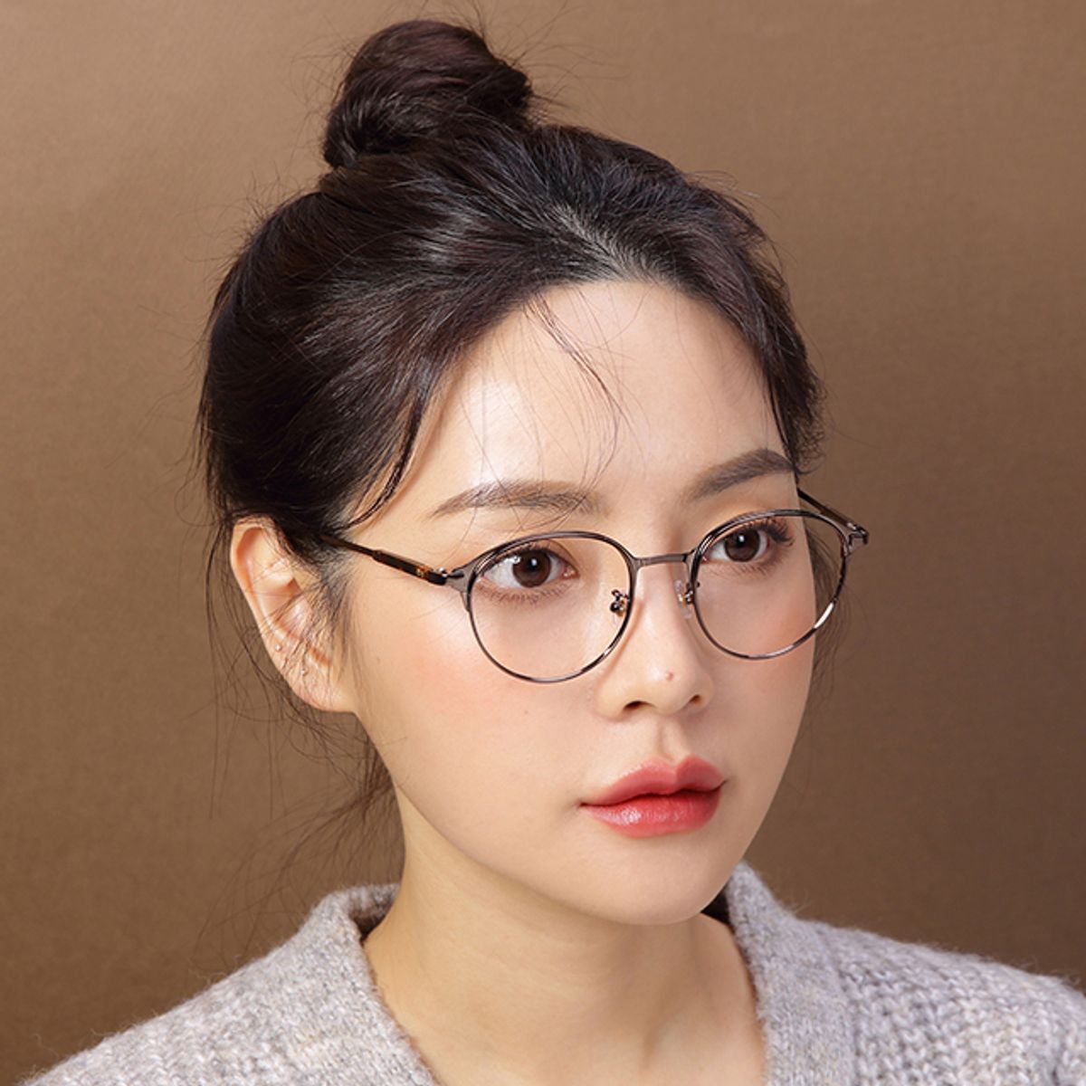 어나더루트(ANOTHERROUTE) 티타늄 안경테 EZRA 투톤 동글이 커플