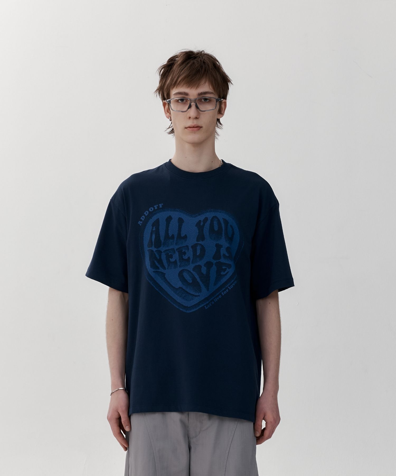 [ADDOFF] NEED LOVE T-SHIRT ★Tシャツ MUSINSA | ADDOFF NEED LOVE T-SHIRT BLACK